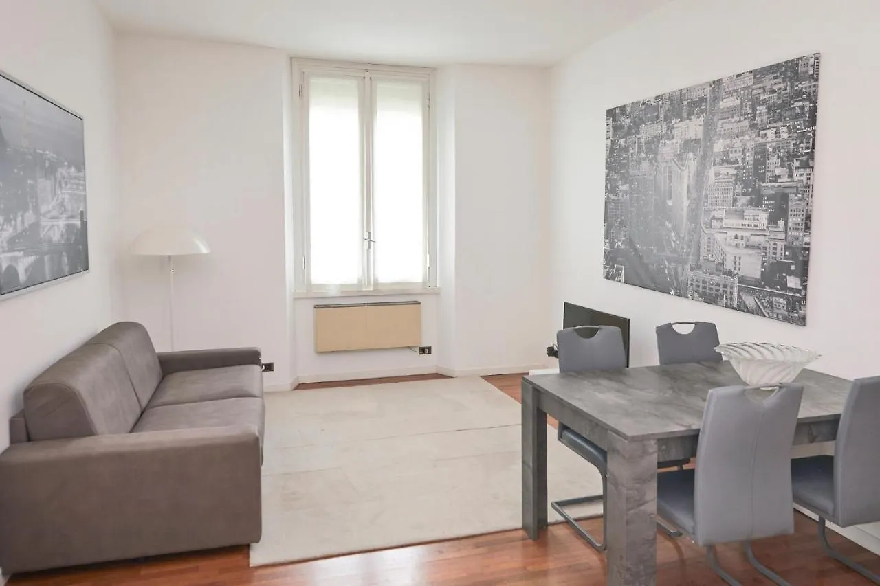 Prestige Boutique Homes -Duomo Galleria Vittorio Emanuele Milan 0*,